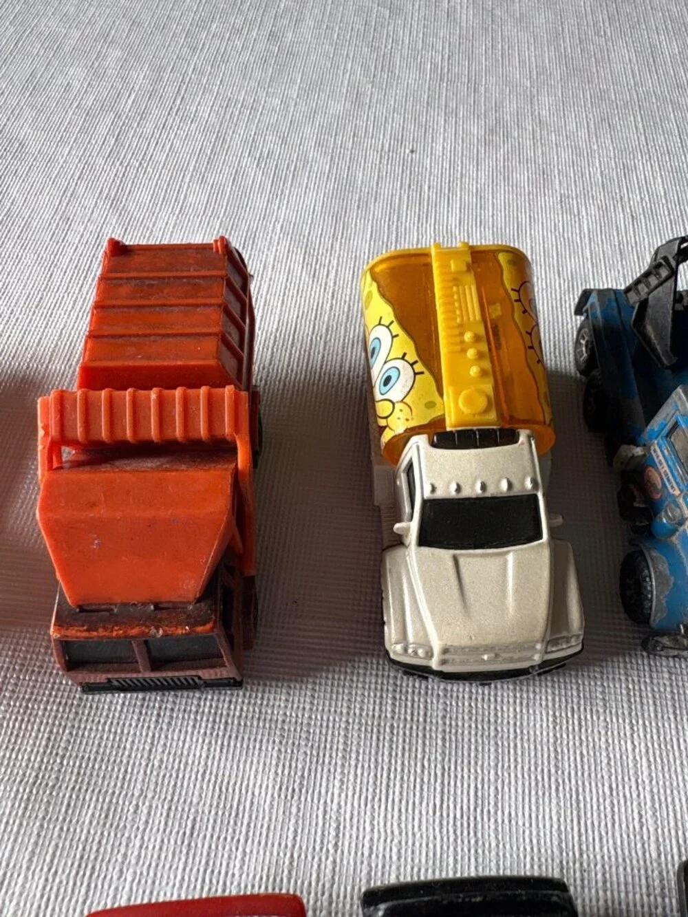 Vintage Die-Cast Toy Cars & Trucks Lot Of 16 Mixed Brands & Models Ford Mustang